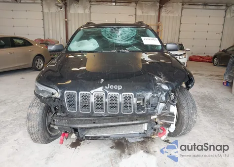 2019 Jeep Cherokee Trailhawk 4X4 from USA, damaged, VIN 1C4PJMBX5KD398170